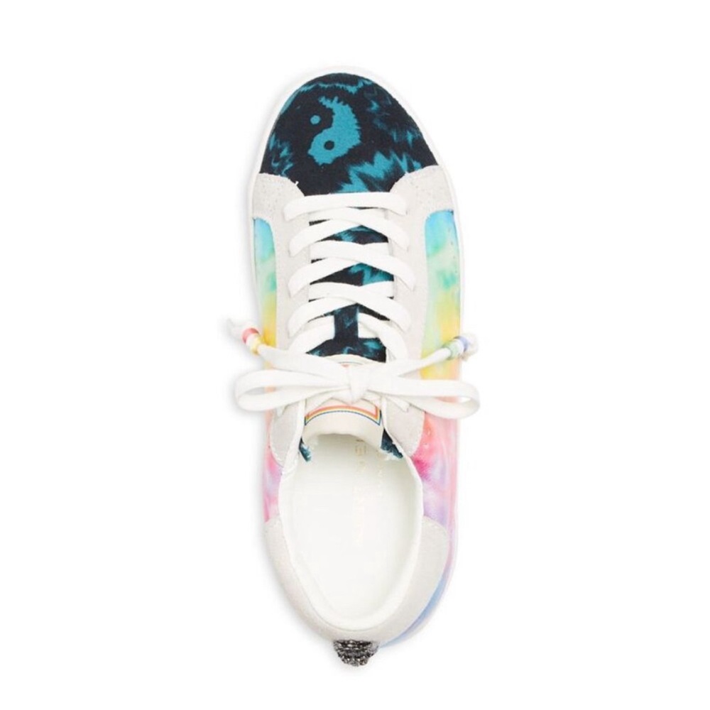 Shoes for sell have t been woren